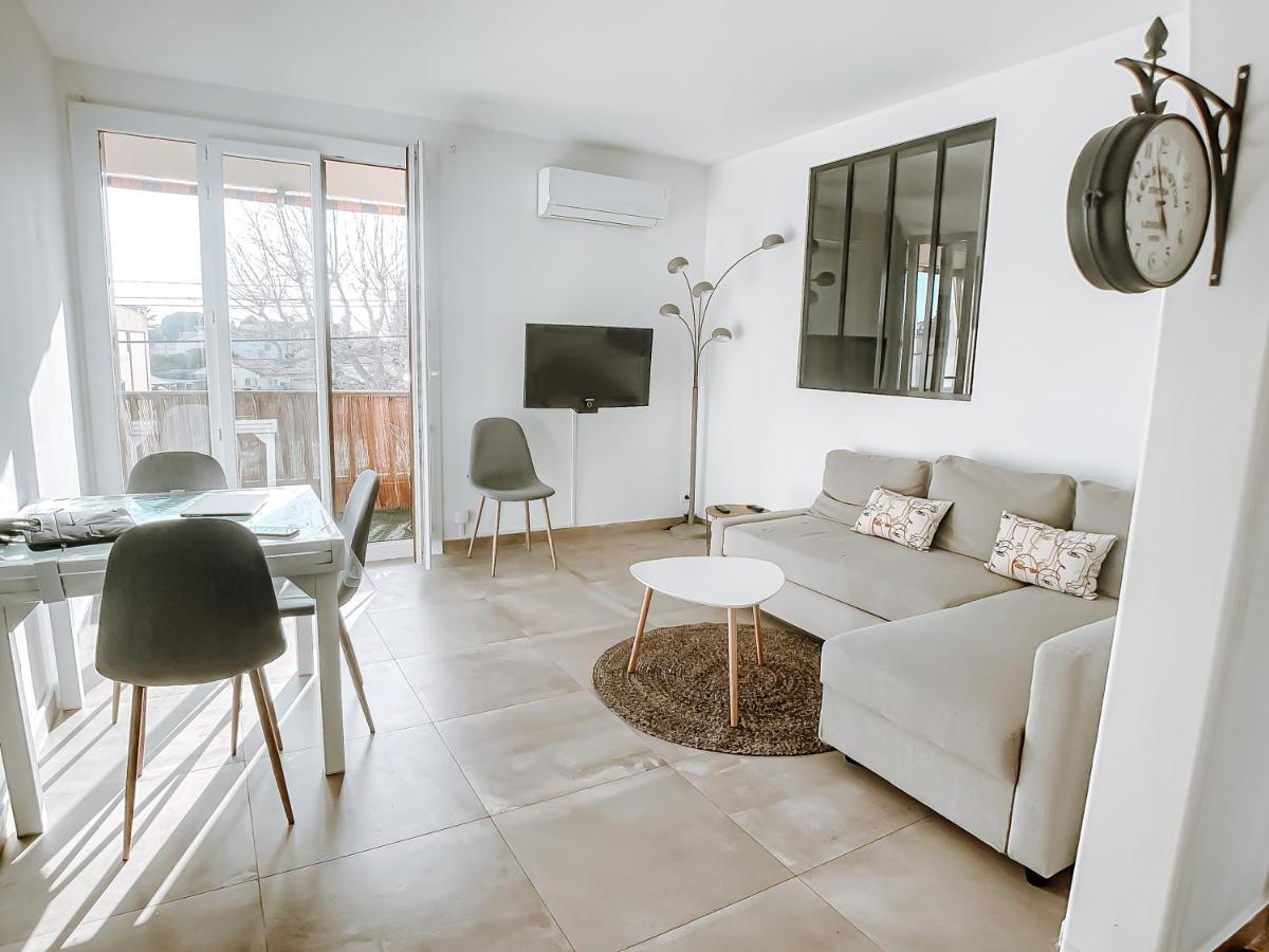 Appartement T3 Tout Confort A 500M De La Mer Saint-Cyr-sur-Mer Exterior foto
